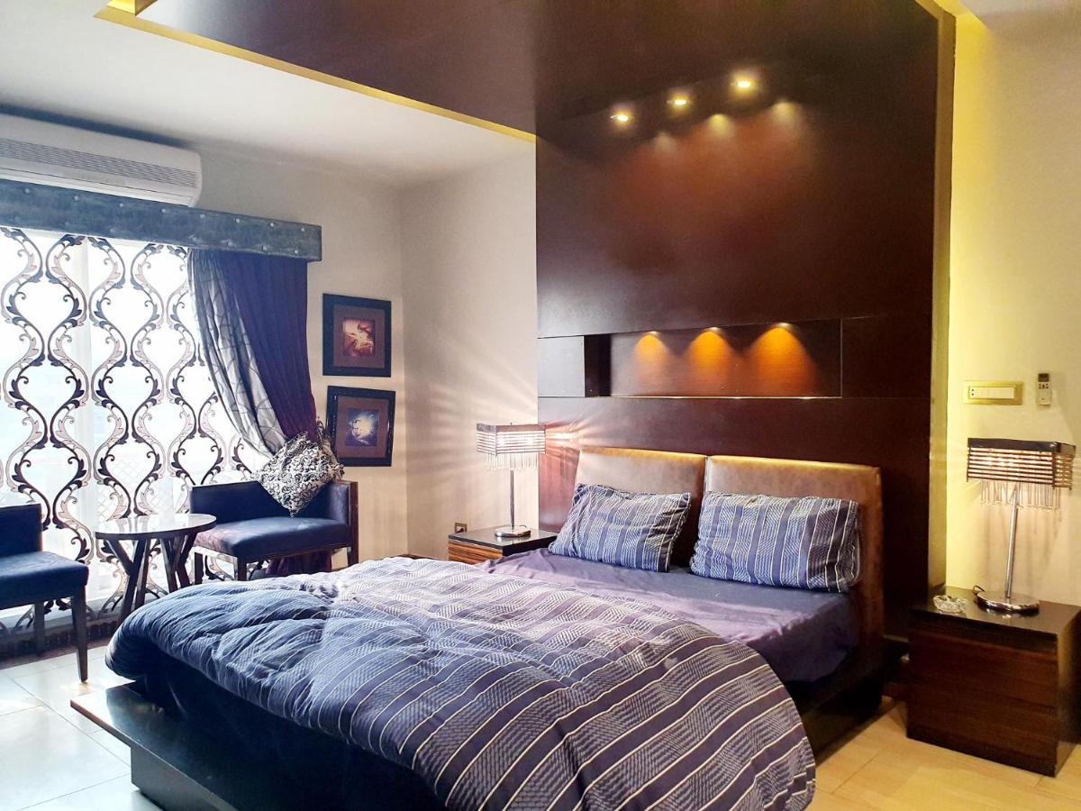 Luxurious Boutique One Bed Apartment In Bahria Town Rávalpindí Exteriér fotografie