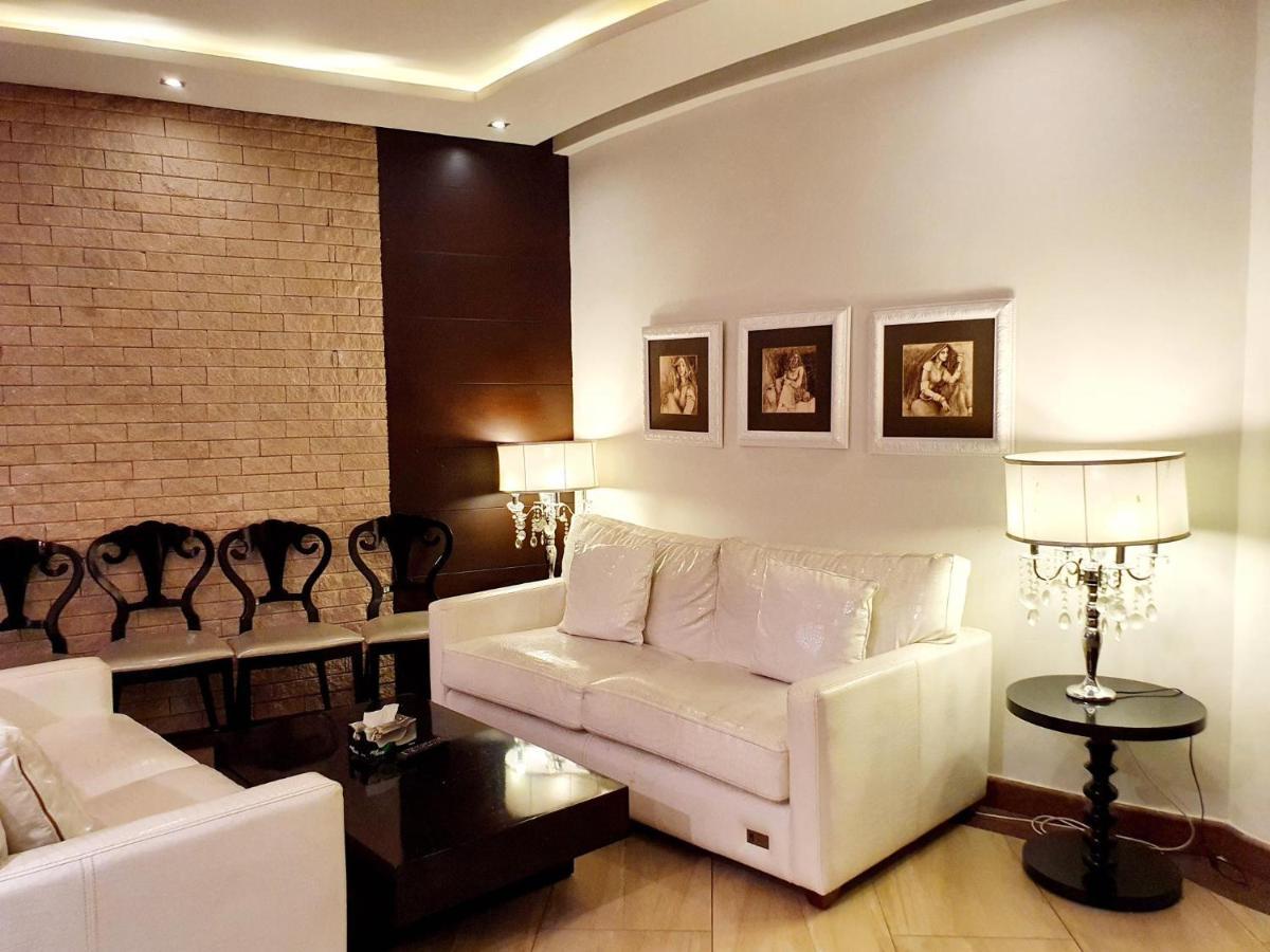 Luxurious Boutique One Bed Apartment In Bahria Town Rávalpindí Exteriér fotografie