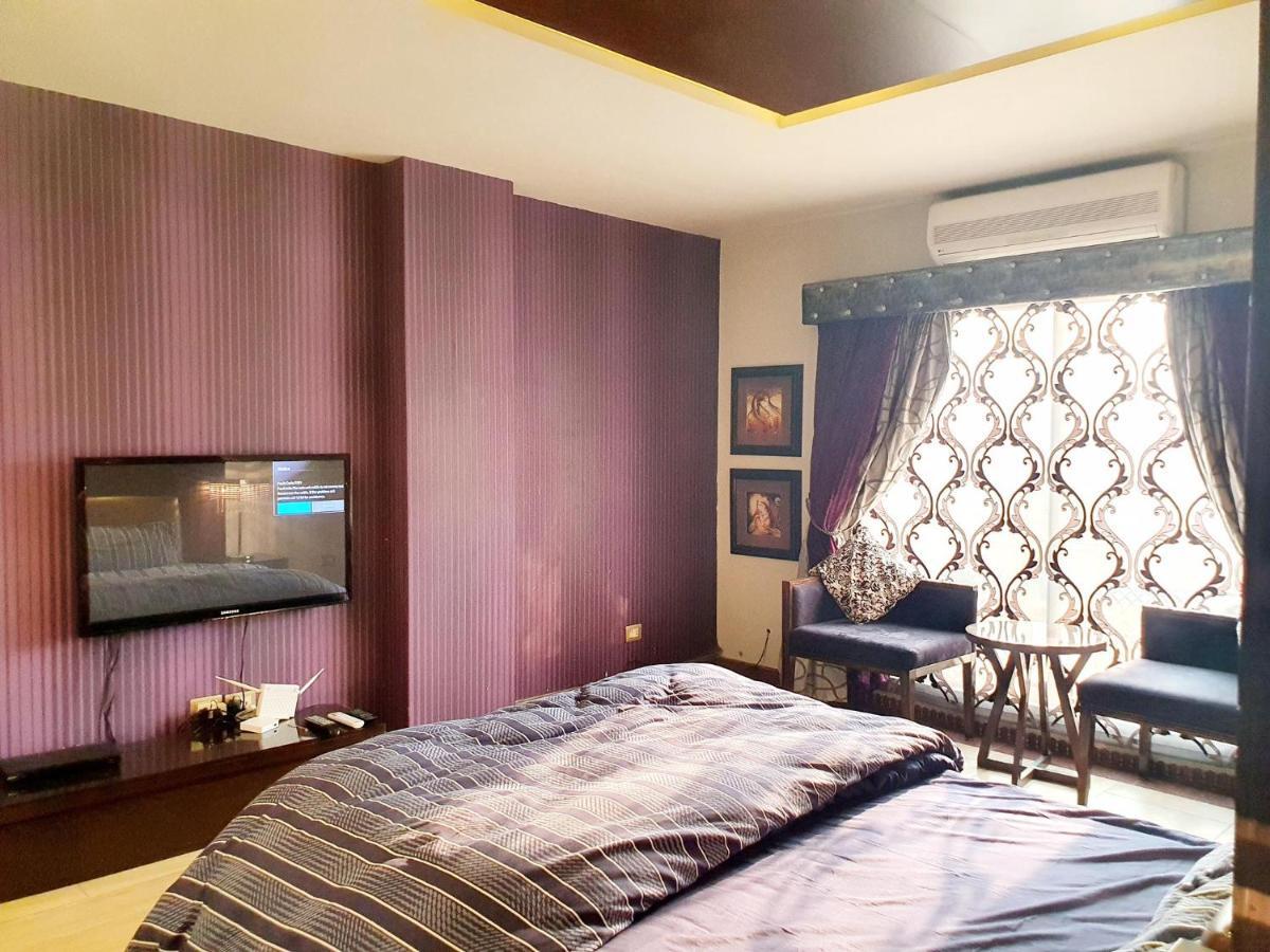 Luxurious Boutique One Bed Apartment In Bahria Town Rávalpindí Exteriér fotografie